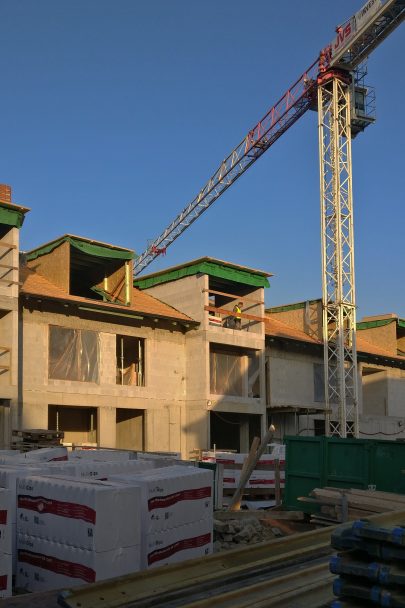 Construction of twenty roomy apartments at Jinonický dvůr designed by our studio proceeds as planned