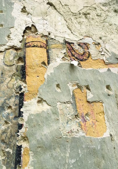 Valuable Middle Age wall paintings were discovered in course of the complete reconstruction and adaptation designed by our studio of nine historical buildings on the Staroměstské (Old Town) square in Prague