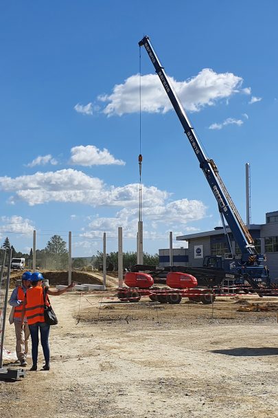 Výstavba rozsáhlé klempírny v Mýtě podle našeho návrhu pokračuje podle plánu