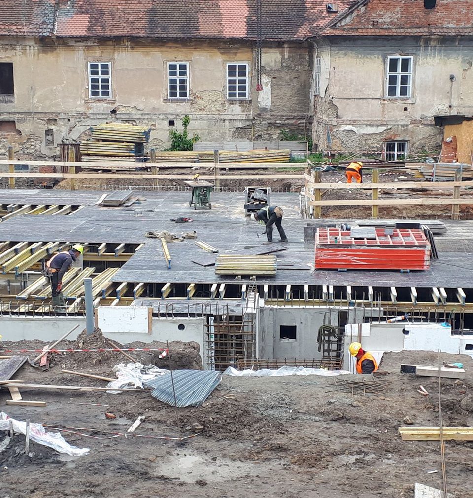 Výstavba I. etapy Jinonického dvora podle našeho návrhu a projektu pokračuje podle plánu