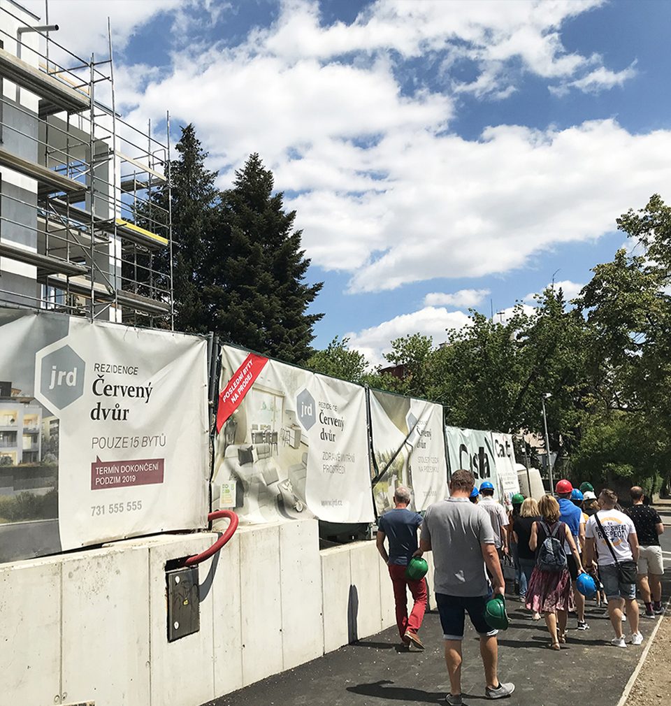 We went to the construction site of the Červený Dvůr Residence in Malešice, Prague