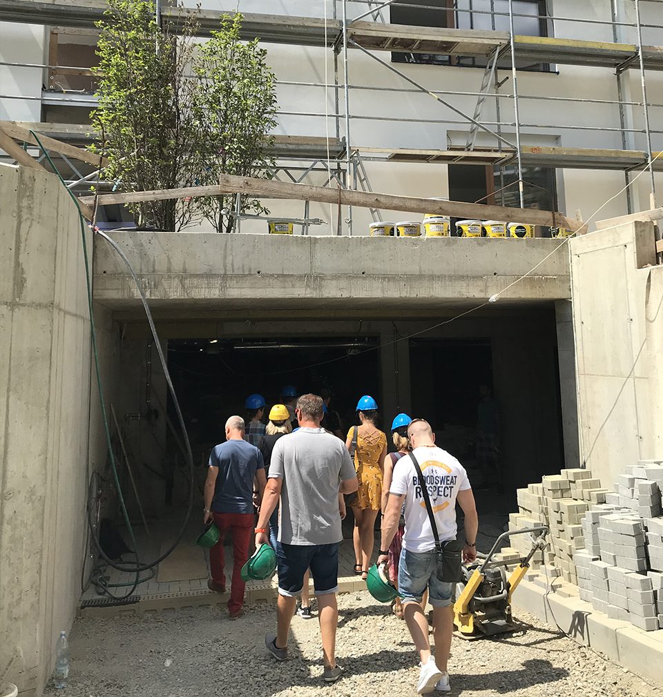 We went to the construction site of the Červený Dvůr Residence in Malešice, Prague