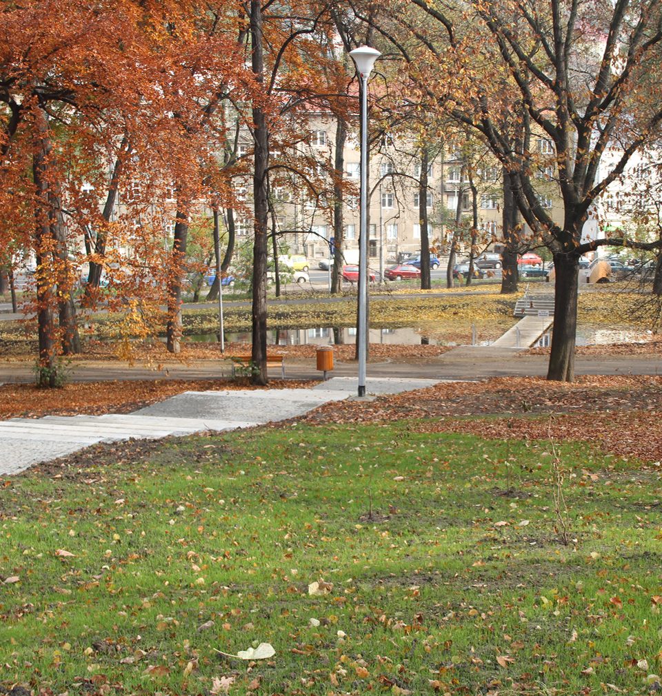 Earch.cz píše: Revitalizace Městských sadů v Ústí nad Labem od MS architekti otevřela park širšímu využití