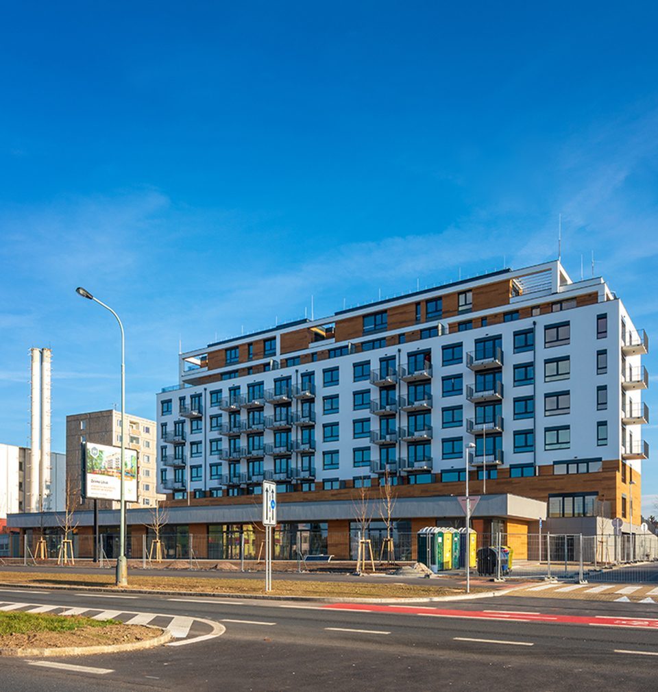 The following has been published on Earch.cz: The apartment building was designed by MS architekti with an ambition to create the place for living of higher standard and yet achievable