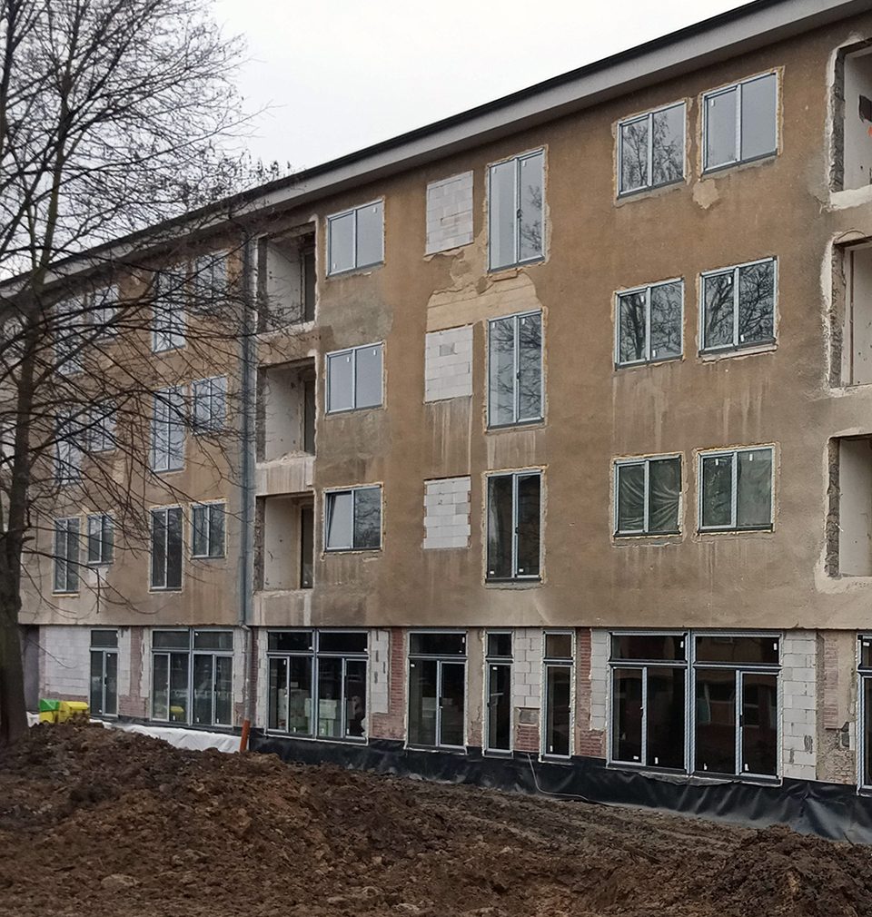 Reconstruction of former school buildings in Ostrava takes shape