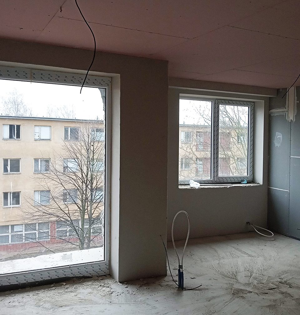 Přestavba dvou školních budov na rezidenční park Hrabůvka pokračuje podle plánu