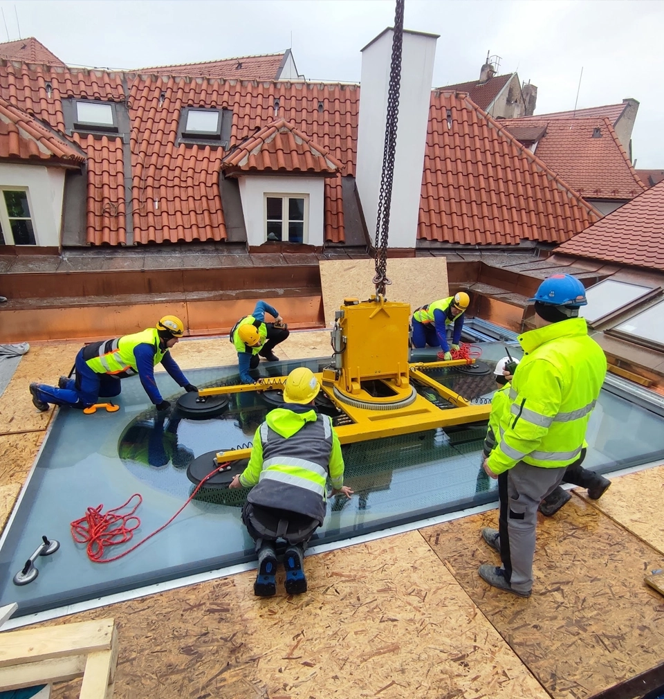 Rekonstrukce Hotelu U Sixtů na Staroměstském náměstí pokračuje podle plánu